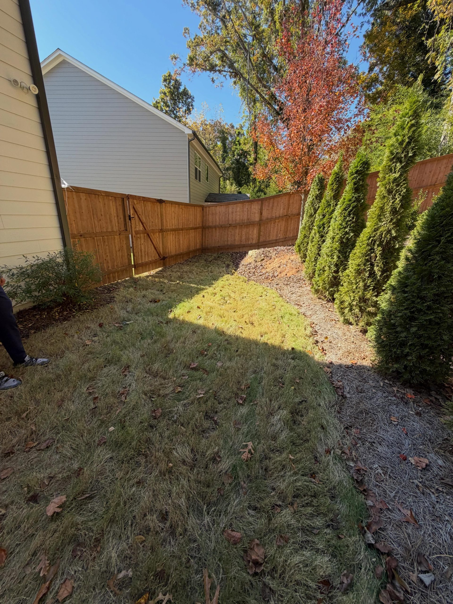 Another backyard transformed 🔥
From dead grass and wasted space to a high end paver patio built to last.
Serving Buford and surrounding areas 📍
DM us for your next outdoor project.
#AtlantaBuilder #Pavers #BackyardMakeover #Hardscaping